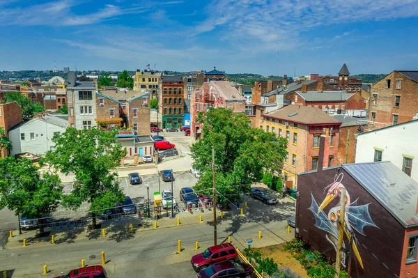 Aerial View Színes Findlay Piacon Újra Dzsentrifikált Rajna Szomszédságában Cincinnati — Stock Fotó