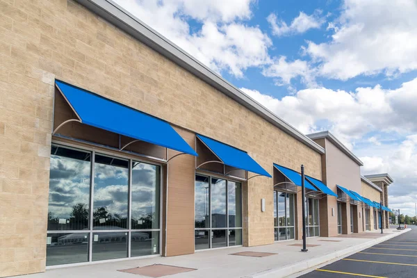 Brand New Logo Label Storefront Construction Benzi Mall Usa Blue — Fotografie, imagine de stoc