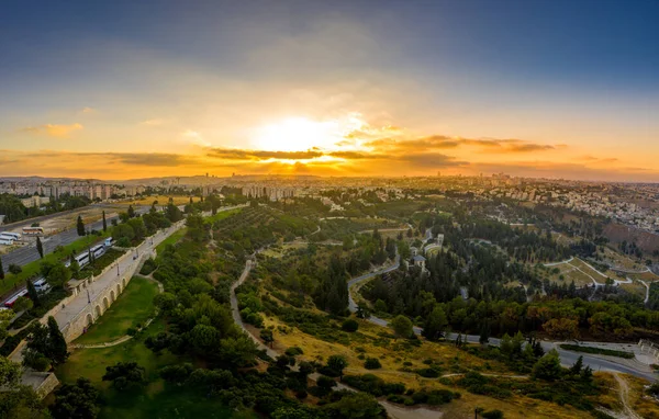 Luftaufnahme Des Sonnenuntergangs Von Jerusalem Mit Der Altstadt Und Den — Stockfoto