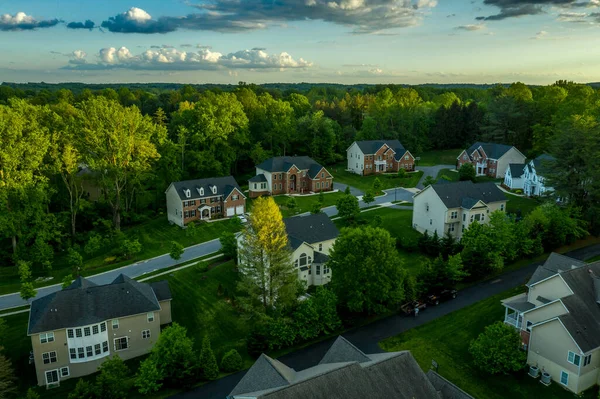 Amerikanische Luxus Immobilien Einfamilienhäuser Mit Ziegelfassade Solarstromdach Neubau Maryland Straße — Stockfoto