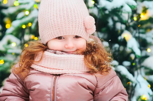 Winter Christmas Portrait Happy Baby Girl Walking Outdoor Snowy Day — Stock Photo, Image