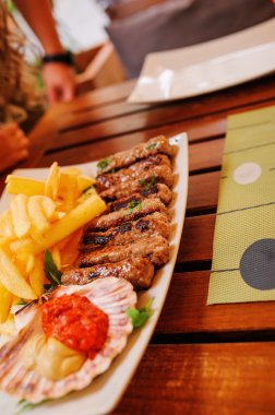 geleneksel Sloven gıda - et kebabı
