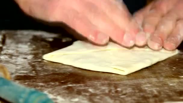 Baking, forming the dough — Stock Video