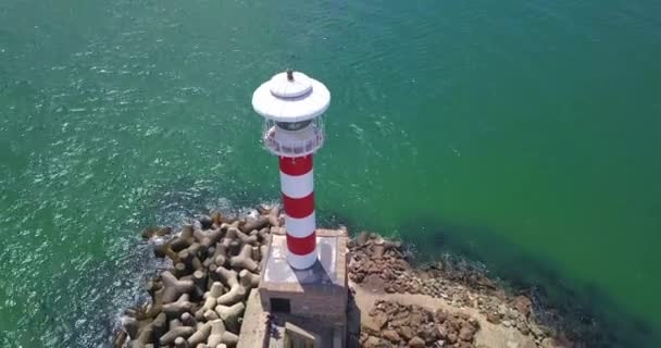 Sea lighthouse from the port of Burgas, Bulgaria — Stock Video