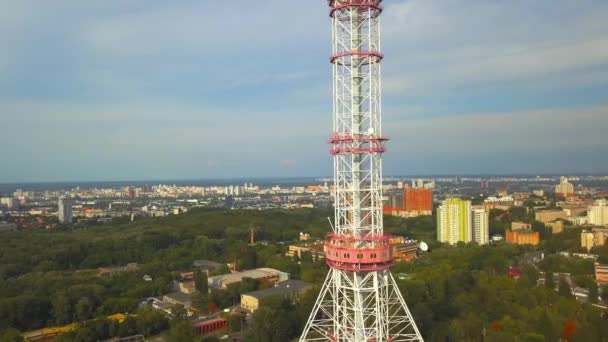 Kiev torre de televisión vista aérea — Vídeos de Stock