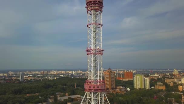 Kijów telewizja wieża widok z powietrza — Wideo stockowe