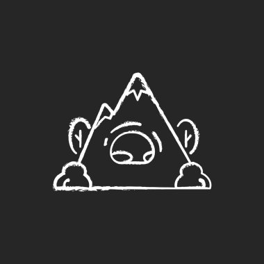 Siyah arkaplanda beyaz tebeşir ikonu var. Rock evi. Crepuscular mağarası. Yürüyüş. Blöf sığınağı. Mağara gibi sığ bir açıklık. Kamp yapmak. Abri. İzole edilmiş vektör karatahta çizimi