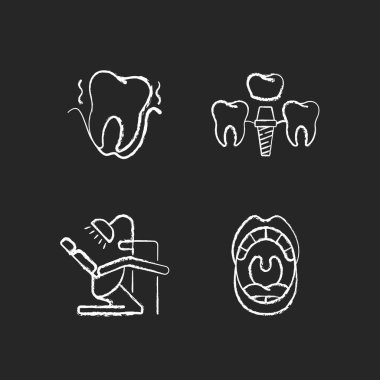 Ağız boşluğundaki hastalıklar siyah arka planda beyaz tebeşir ikonları oluşturur. Özel aletler. Diş tedavisi için aletler. Profesyonel diş bakımı. İzole edilmiş vektör karatahta çizimleri