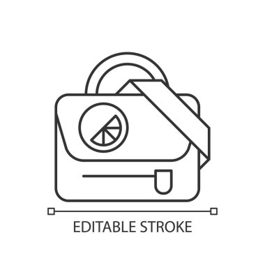 Markalı omuz çantası doğrusal simgesi. Birçok şeyi taşımak için şık bir aksesuar. Şık görünüm yaratma. İnce çizgi özelleştirilebilir illüstrasyon. Contour sembolü. Vektör izole çizim. Düzenlenebilir vuruş