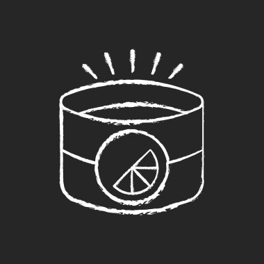 Siyah zemin üzerinde beyaz tebeşirle işaretlenmiş ışık yansıtan kol bandı simgesi. Geceleri çalışmak için özel bir grup. Tasarımcılar tarafından benzersiz erişimler oluşturuldu. İzole edilmiş vektör karatahta çizimi