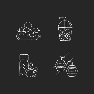 Tayvan eğlence simgeleri koyu arka planda beyaz tebeşirler. Asya tatili. Köpüklü çay içeceği. Deniz ürünleri pazarı. Erik şarabı. Maokong gondolu. Blac üzerindeki izole vektör karatahta çizimleri