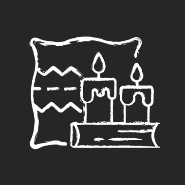 Koyu arkaplanda Hygge beyaz tebeşir simgesi. Mutluluğun anahtarı. İskandinav yaşam tarzı eğilimi. Rahat bir atmosfer yaratımı. İçerisi sıcacık. Siyah üzerine izole edilmiş vektör çizimi