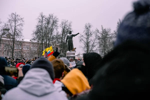 Nischni Nowgorod, Russland - 23. Januar 2021: Protest gegen Putin und seine Freunde, Kundgebung zur Verteidigung von Alexej Nawalny. — Stockfoto