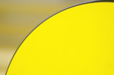 Mimari detay. Sarı kavisli arka plan.