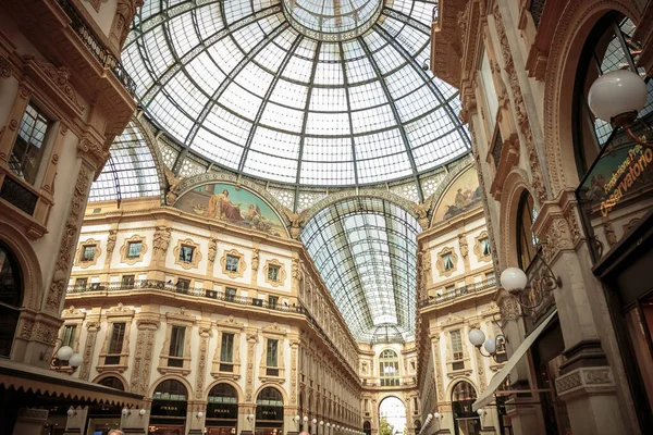 Vittorio Emanuele Galerisi Milano 'nun en önemli yerlerinden biridir.