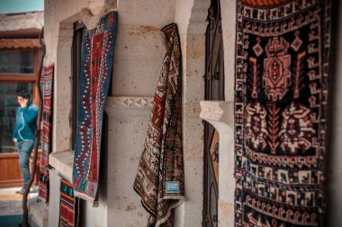 Fuarda büyülü doğulu halılar