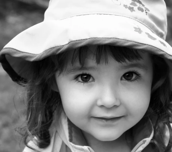 Black and white close-up image of sweet young girl — Stock Photo, Image