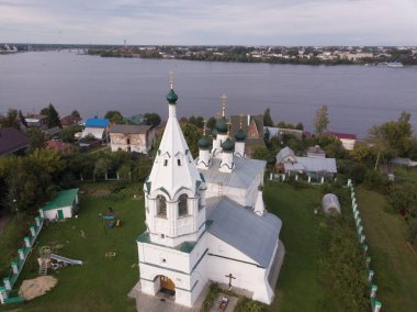 Kiliseler her zaman güzellikleriyle göze çarpar.