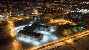 Gece ışıkları her zaman romantik bir hava yaratır.