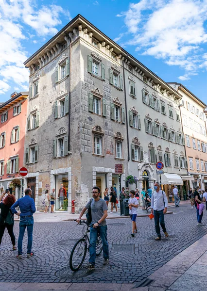 Trento Trentino Alto Adige Ağustos 2020 Tarihi Merkezdeki Ana Yaya — Stok fotoğraf