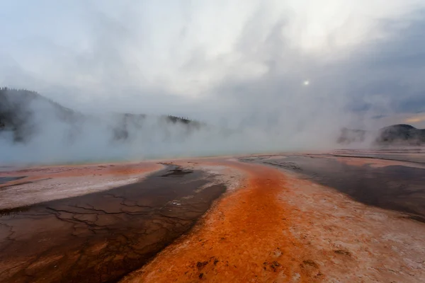 Sunset Grand Prismatic basin , Yellowstone — Stock Photo, Image