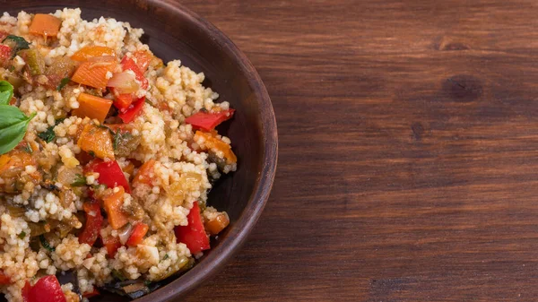 Couscous Com Legumes Cozidos Prato Marroquino Argelino Tunisino Couscous Misturado — Fotografia de Stock