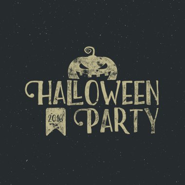 2016 Cadılar Bayramı parti etiketi kabak ve tipografi unsurlarıyla dolu. Retro grunge etkisi olan vektör metin. Korkunç bayram kutlaması için pul. Tişört, tişört ve diğer kimliklere baskı yap