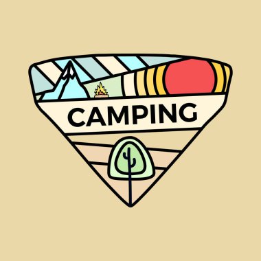 Kamp logosu şablonu yürüyüşü, ağaçlı macera etiketi tasarımı. Sıra dışı çizgi sanatı retro stili çıkartması. Stok vektör kartı izole edildi.