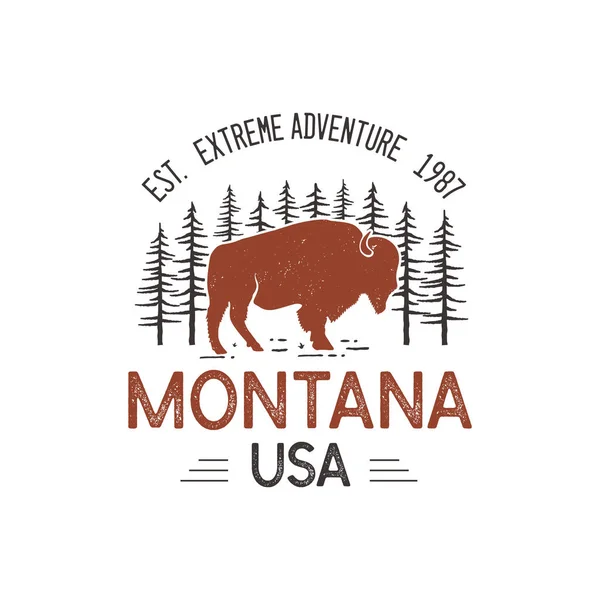 Montana ABD logo şablonu, bizon bufalo ve ağaç başlı retro ulusal park macera amblemi tasarımı. Alışılmadık bir sanat stili çıkartması. Stok vektör etiketi.
