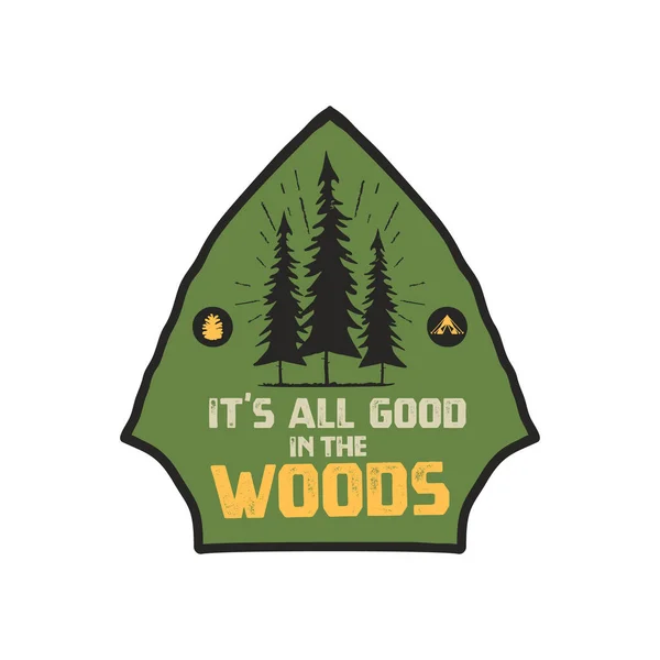 Grafica Campeggio Shirt Stampe Vintage Mano Disegnato Emblema Patch Foresta — Vettoriale Stock