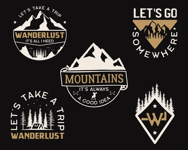 Logotipos Acampamento Montanha Vintage Crachás Aventura Definidos Desenho Etiquetas Desenhadas —  Vetores de Stock