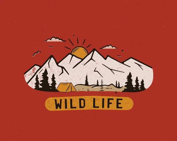 Logotipo Parche Campamento Vintage Insignia Vida Silvestre Montaña Con Árboles — Vector de stock