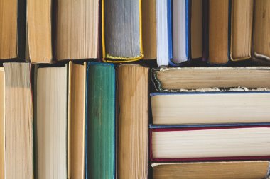Eski kitap, üstten görünüm kullanılan yığını