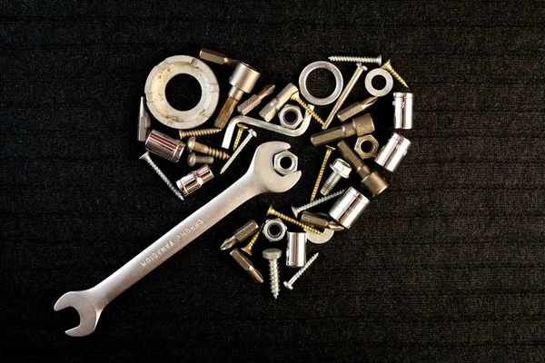 Araçlar ve vida somun