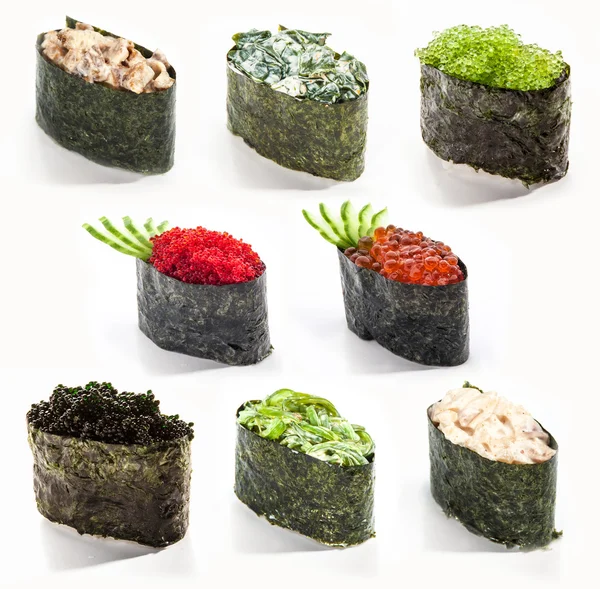 Hagyományos japán élelmiszer - sushi szett — Stock Fotó