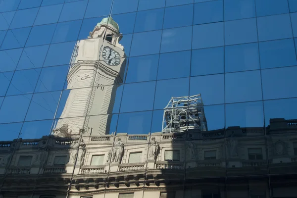 Reflexão da Igreja — Fotografia de Stock