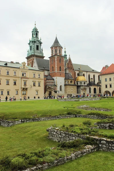 Вавельский замок 20 августа 2014 года в Кракове, Польша — стоковое фото