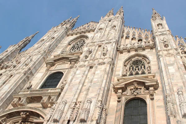 Reconstrução de uma catedral de Duomo — Fotografia de Stock