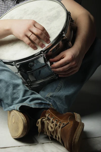 Portrait of the musician of the drummer — Stock Photo, Image