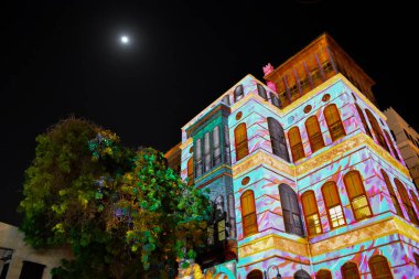 Suudi Arabistan 'ın tarihi Jeddah kasabasında tarihi Jeddah festivali lazer gösterisi