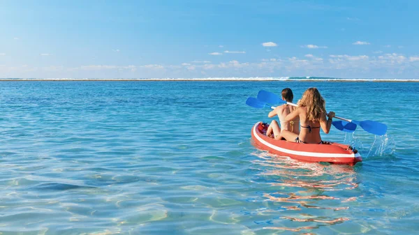 Young Women Have Fun Boat Walk Girls Paddling Kayak Sea — Stock Photo, Image