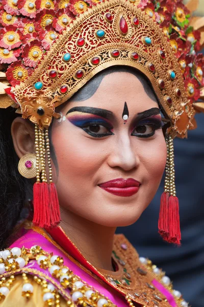 Gesicht-Portrait des jungen balinesische Frau — Stockfoto