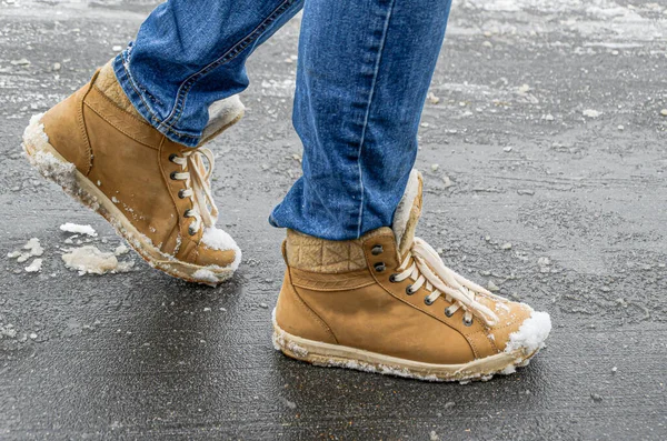 Women Foots Jeans Demi Season Suede Boots Asphalt Snow Reagents — Foto de Stock