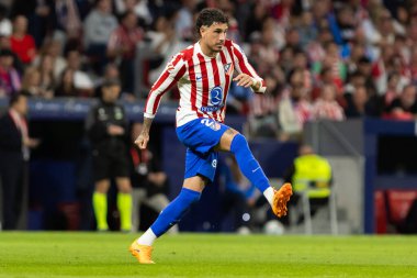 Madrid, İspanya - 18 Ekim 2025: Atletico Madrid ile Osasuna arasında oynanan La Liga maçı Metropolitano 'da oynandı. Maç boyunca Atletico Madrid ve Osasuna oyuncuları.