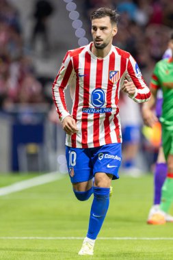 Madrid, İspanya - 18 Ekim 2025: Atletico Madrid ile Osasuna arasında oynanan La Liga maçı Metropolitano 'da oynandı. Maç boyunca Atletico Madrid ve Osasuna oyuncuları.