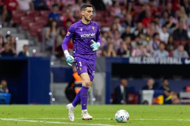 Madrid, İspanya - 18 Ekim 2025: Atletico Madrid ile Osasuna arasında oynanan La Liga maçı Metropolitano 'da oynandı. Maç boyunca Atletico Madrid ve Osasuna oyuncuları.