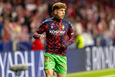 Madrid, İspanya - 18 Ekim 2025: Atletico Madrid ile Osasuna arasında oynanan La Liga maçı Metropolitano 'da oynandı. Maç boyunca Atletico Madrid ve Osasuna oyuncuları.