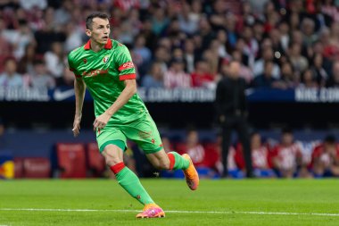 Madrid, İspanya - 18 Ekim 2025: Atletico Madrid ile Osasuna arasında oynanan La Liga maçı Metropolitano 'da oynandı. Maç boyunca Atletico Madrid ve Osasuna oyuncuları.