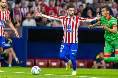 Madrid, İspanya - 18 Ekim 2025: Atletico Madrid ile Osasuna arasında oynanan La Liga maçı Metropolitano 'da oynandı. Maç boyunca Atletico Madrid ve Osasuna oyuncuları.