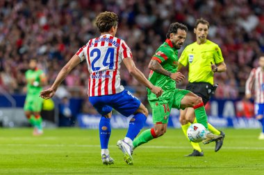 Madrid, İspanya - 18 Ekim 2025: Atletico Madrid ile Osasuna arasında oynanan La Liga maçı Metropolitano 'da oynandı. Maç boyunca Atletico Madrid ve Osasuna oyuncuları.